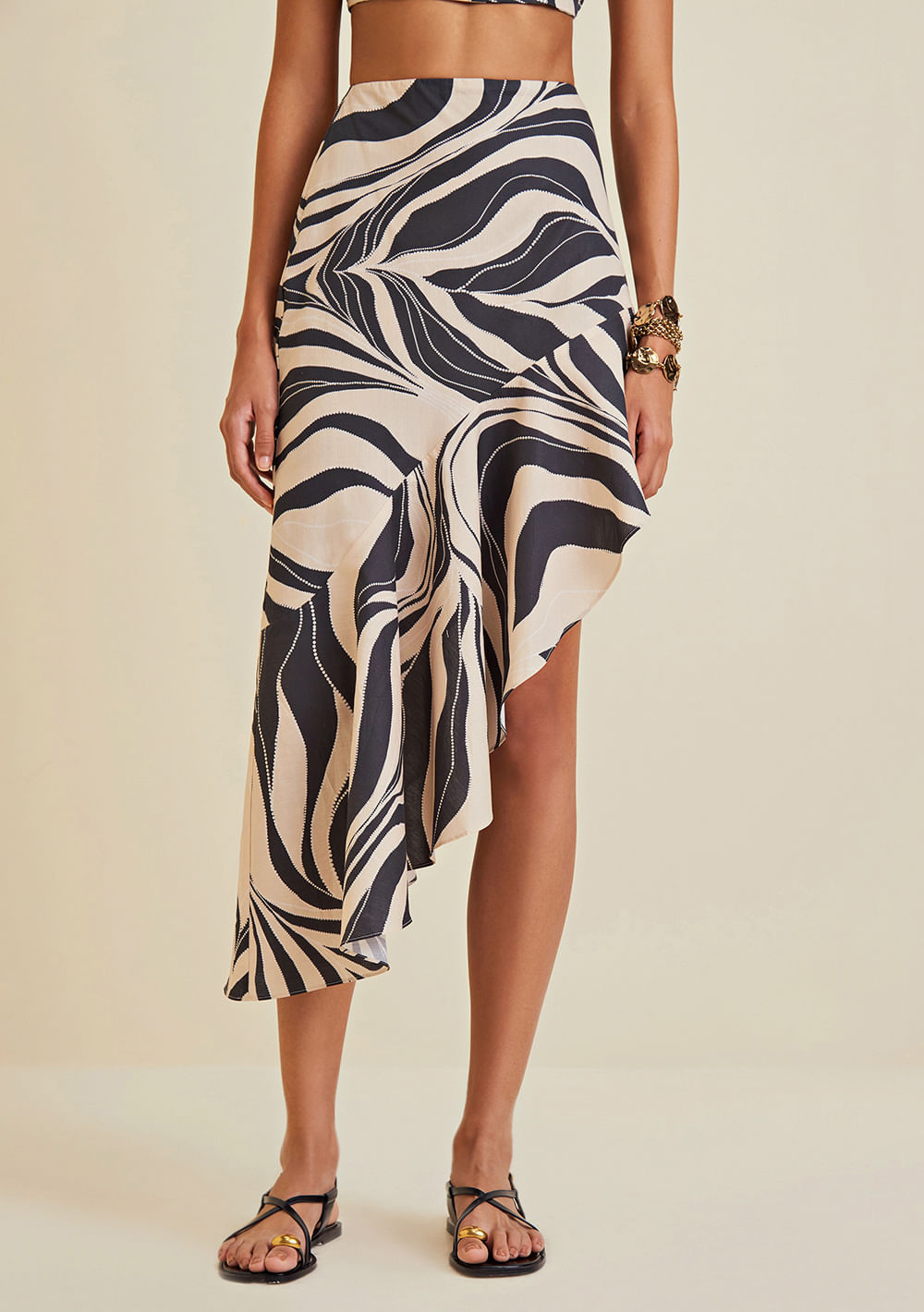 Saia Morena Rosa Midi Assimétrica Com Babado Preto