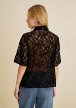 10000119832000010-3-