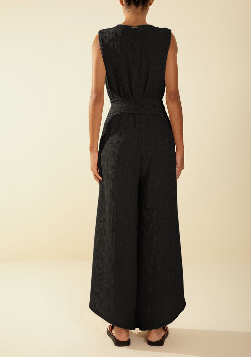 10000120428000010-3-