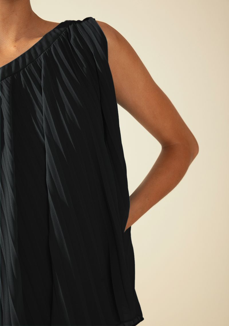 10000120489000010-2-